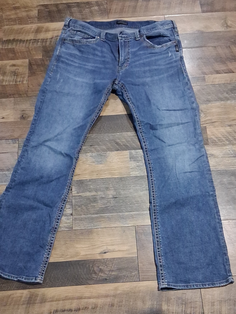 NWOT Men's Silver Classic Blue Denim Jeans